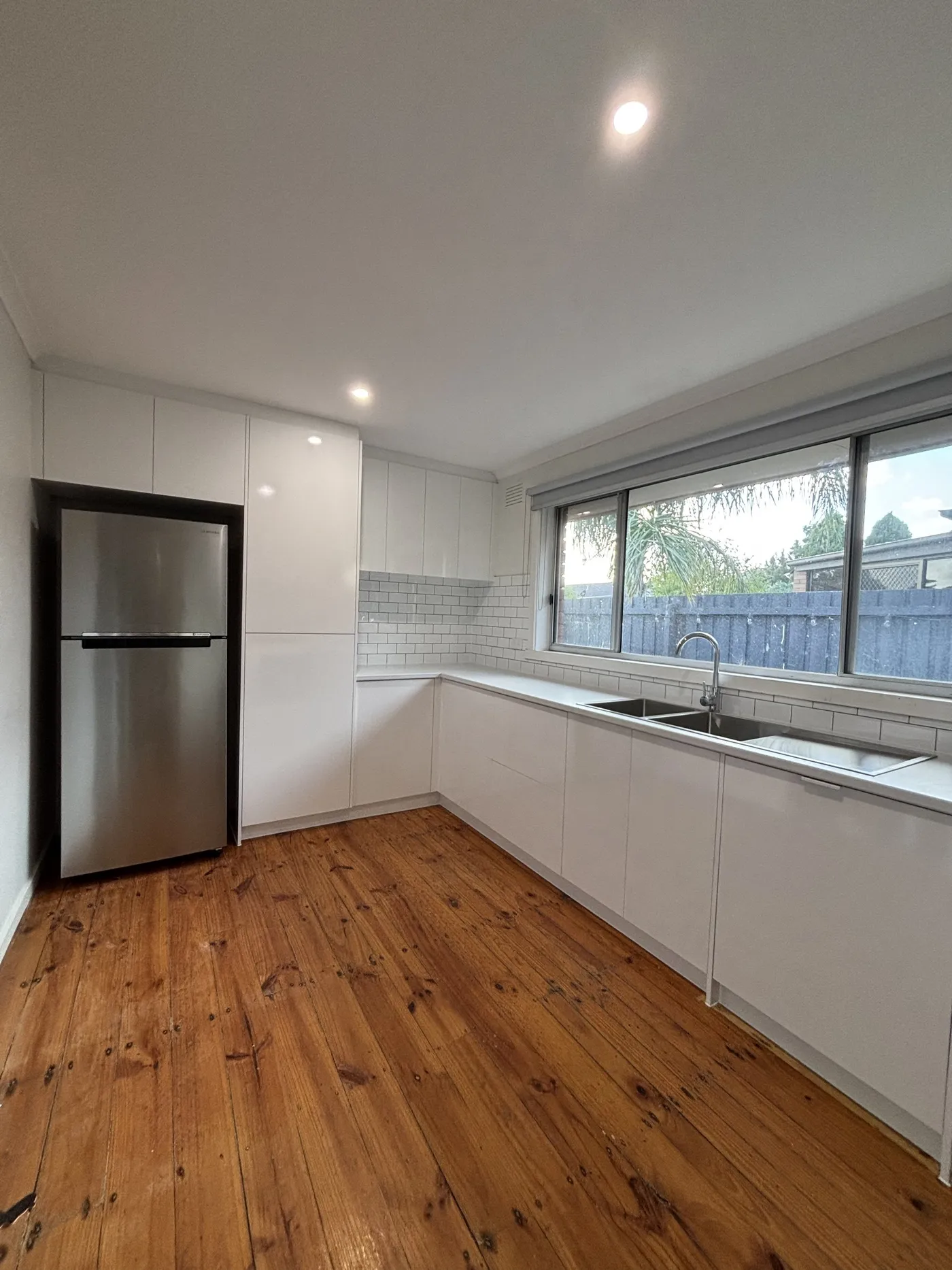 Kitchen 06, photo 1 of 1