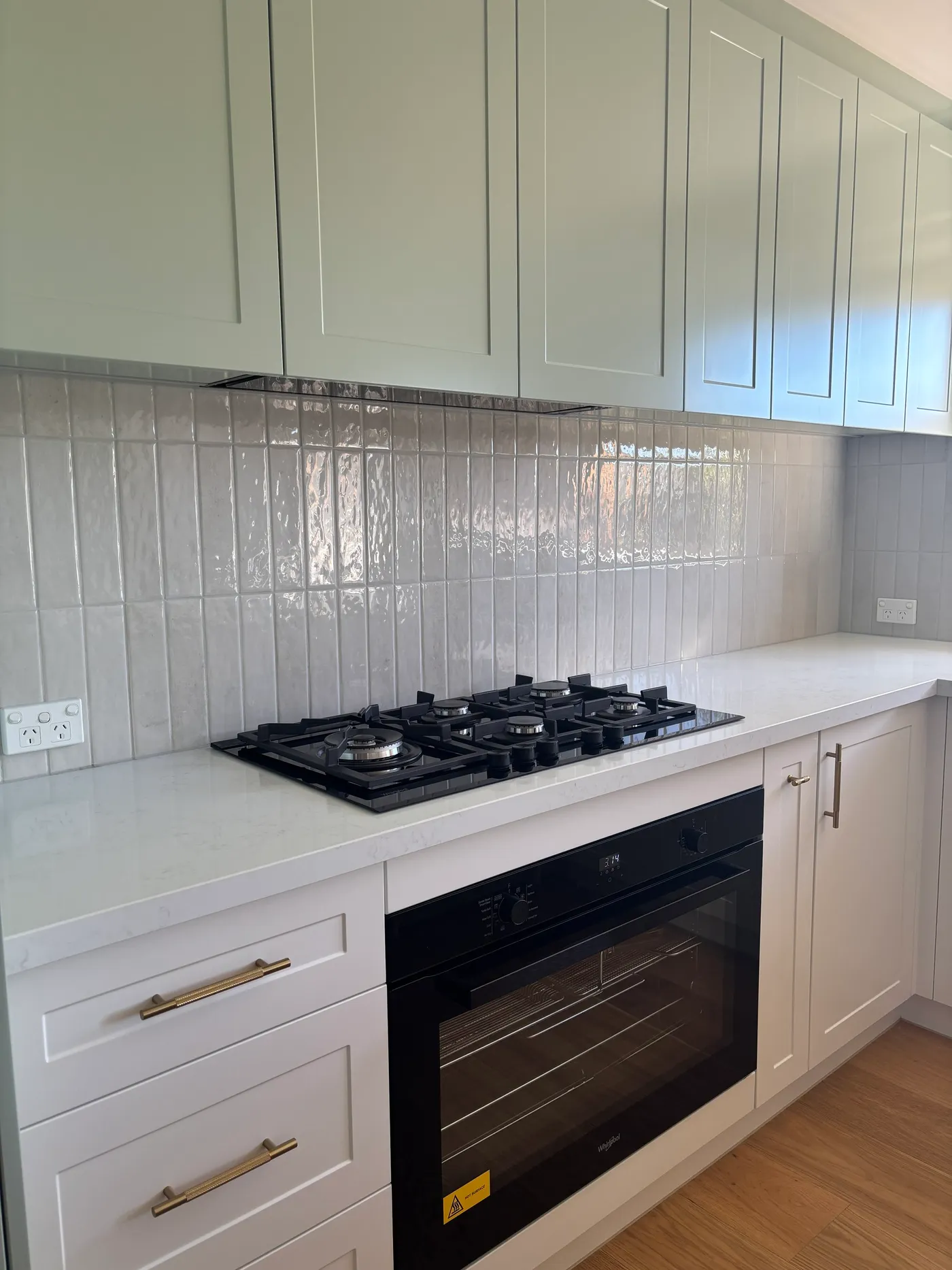 Kitchen 01, photo 2 of 3