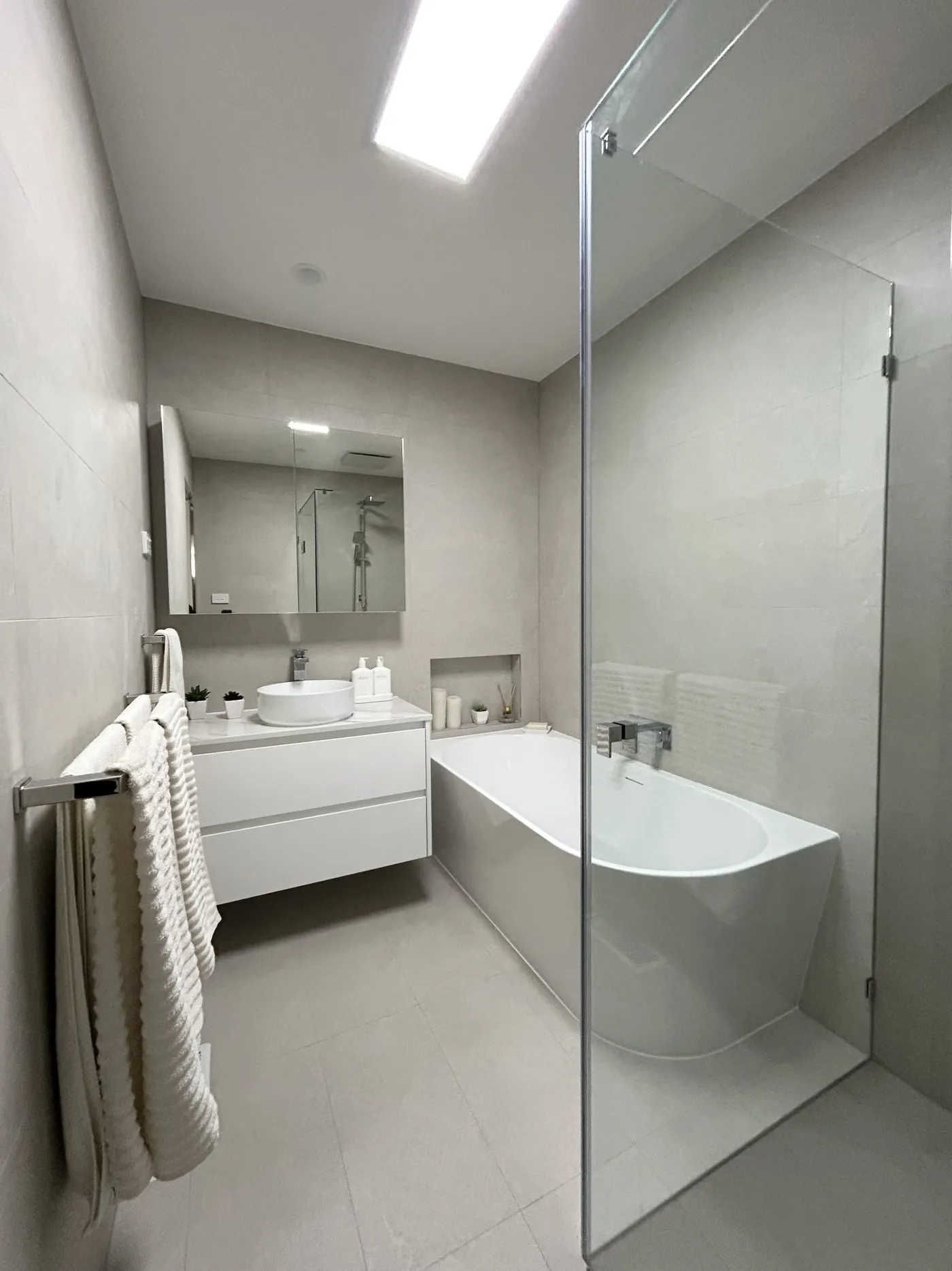 Bathroom 09 by A&B Projects