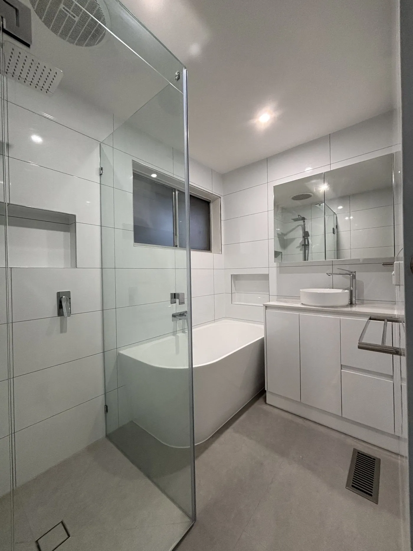 Bathroom 08 by A&B Projects