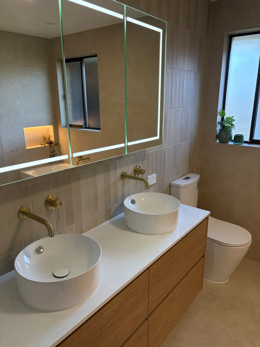 Bathroom 06 by A&B Projects
